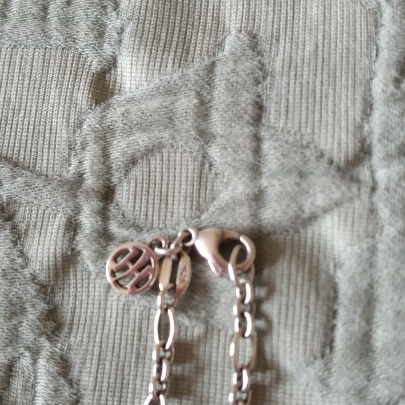 John Hardy 18k Gold and Silver Medallion Necklace - Picture 4 of 7